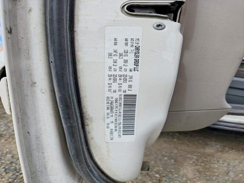 2011 Volkswagen Routan მანქანა იყიდება აუქციონზე, vin: 2V4RW4DG0BR804978, აუქციონის ნომერი: 57059276