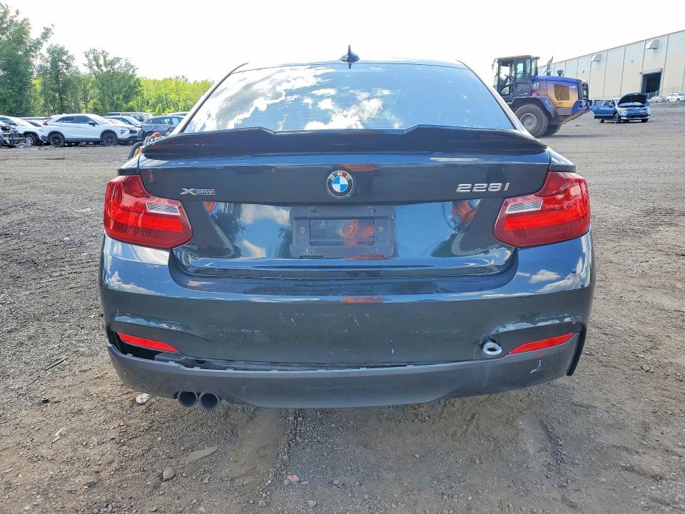 58552786 :رقم المزاد ، WBA1F7C58FV367160 vin ، 2015 Bmw 228 مزاد بيع