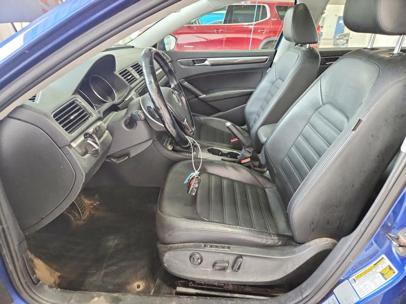 2017 Volkswagen Passat მანქანა იყიდება აუქციონზე, vin: 1VWCM7A33HC068870, აუქციონის ნომერი: 56695136
