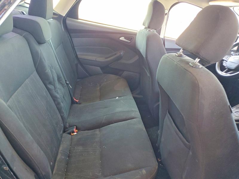 58495836 :رقم المزاد ، 1FADP3F21FL210594 vin ، 2015 Ford Focus مزاد بيع