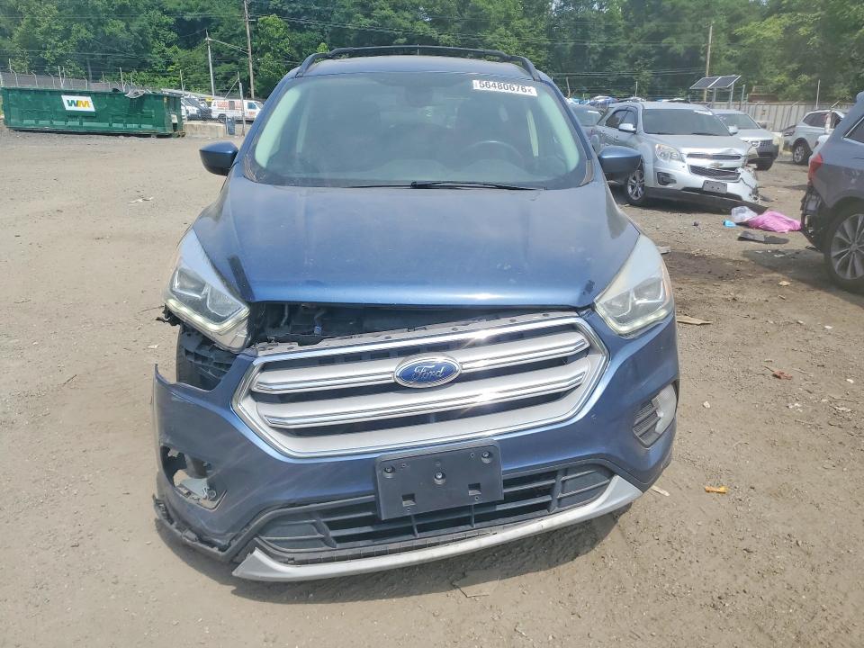 56480676 :رقم المزاد ، 1FMCU9HDXJUA01370 vin ، 2018 Ford Escape مزاد بيع