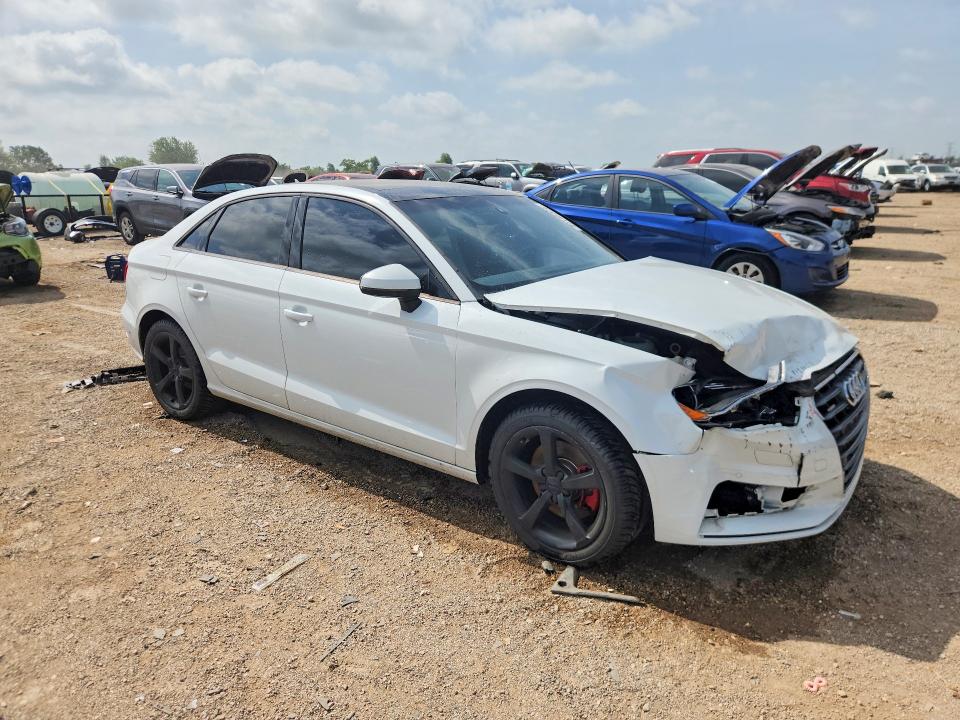 59146326 :رقم المزاد ، WAUB8GFF2G1043245 vin ، 2016 Audi A3 مزاد بيع