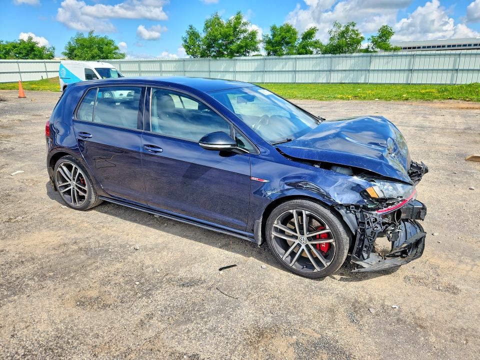 2017 Volkswagen Gti მანქანა იყიდება აუქციონზე, vin: 3VW547AU9HM022427, აუქციონის ნომერი: 58817576