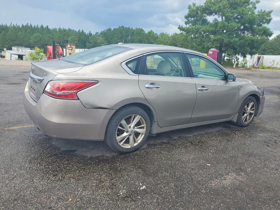 2014 Nissan Altima მანქანა იყიდება აუქციონზე, vin: 1N4AL3AP3EC113493, აუქციონის ნომერი: 59181466
