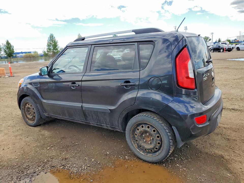 2013 Kia Soul მანქანა იყიდება აუქციონზე, vin: KNDJT2A66D7749697, აუქციონის ნომერი: 55782316