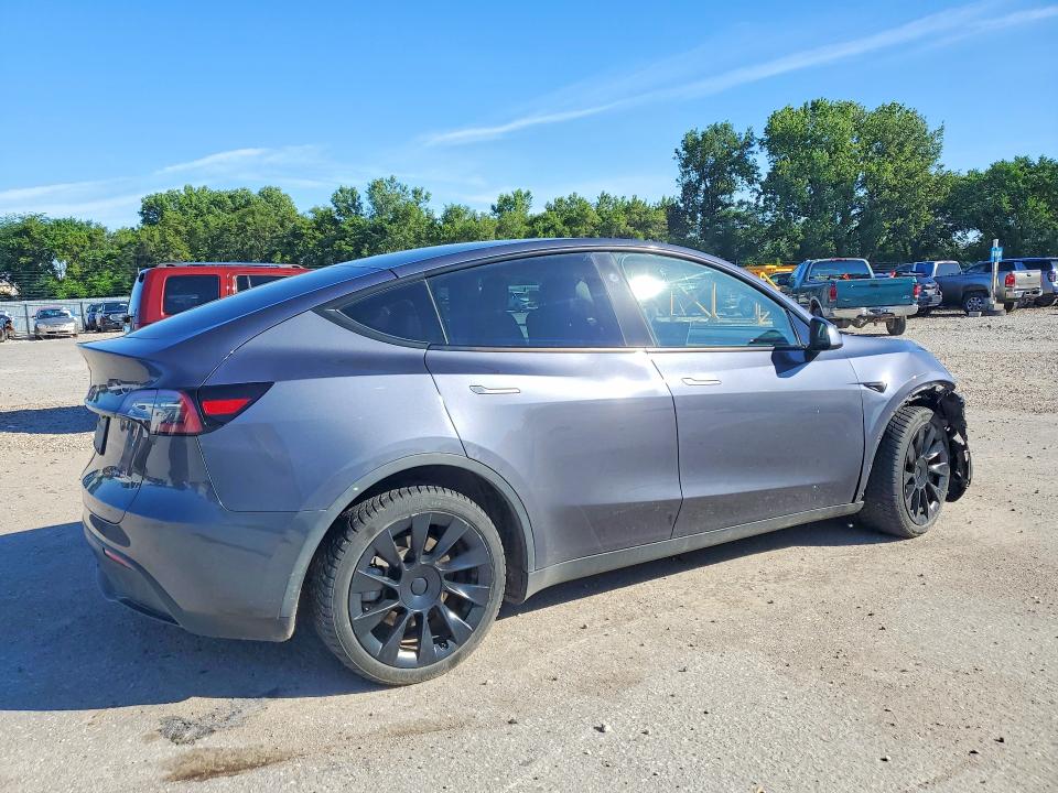 Продажа на аукционе авто 2023 Tesla Model Y, vin: 7SAYGDEE9PF877515, номер лота: 56489126