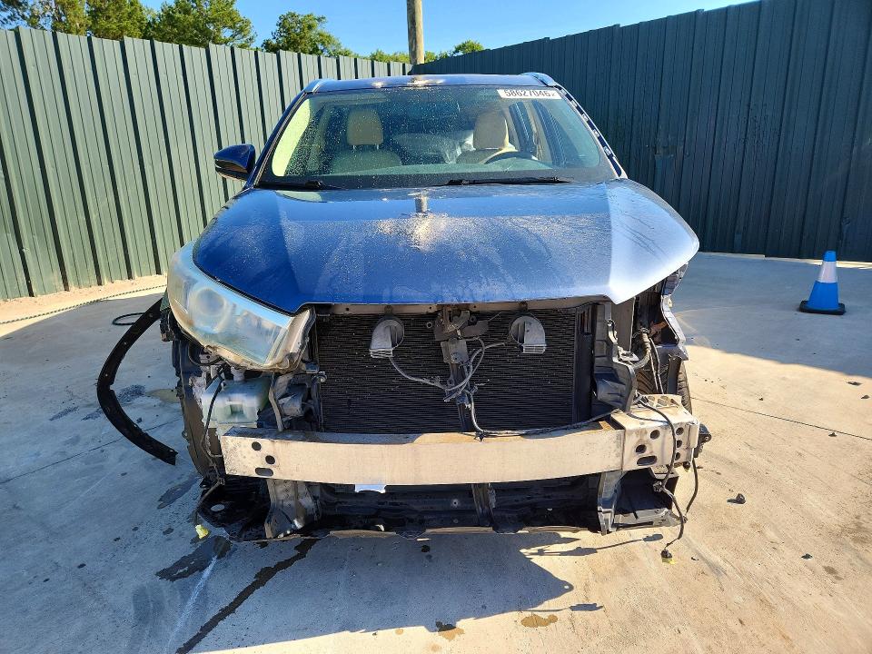 Продажа на аукционе авто 2016 Toyota Highlander, vin: 5TDKKRFH5GS502692, номер лота: 58627046