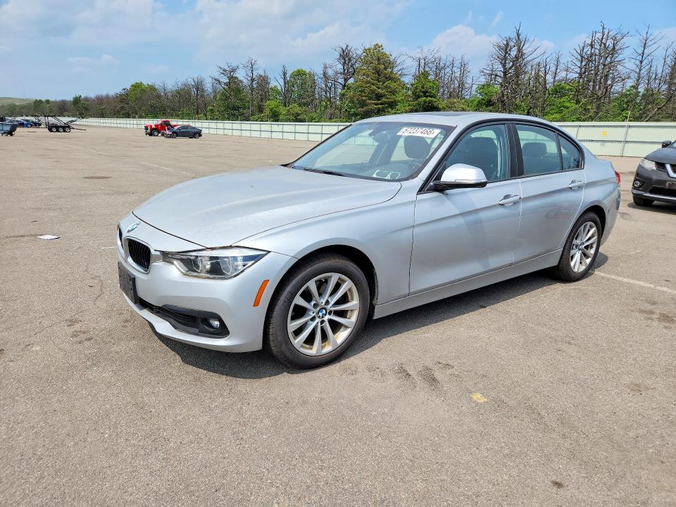 Auction sale of the 2018 Bmw 320, vin: WBA8A3C51JA499795, lot number: 57237466