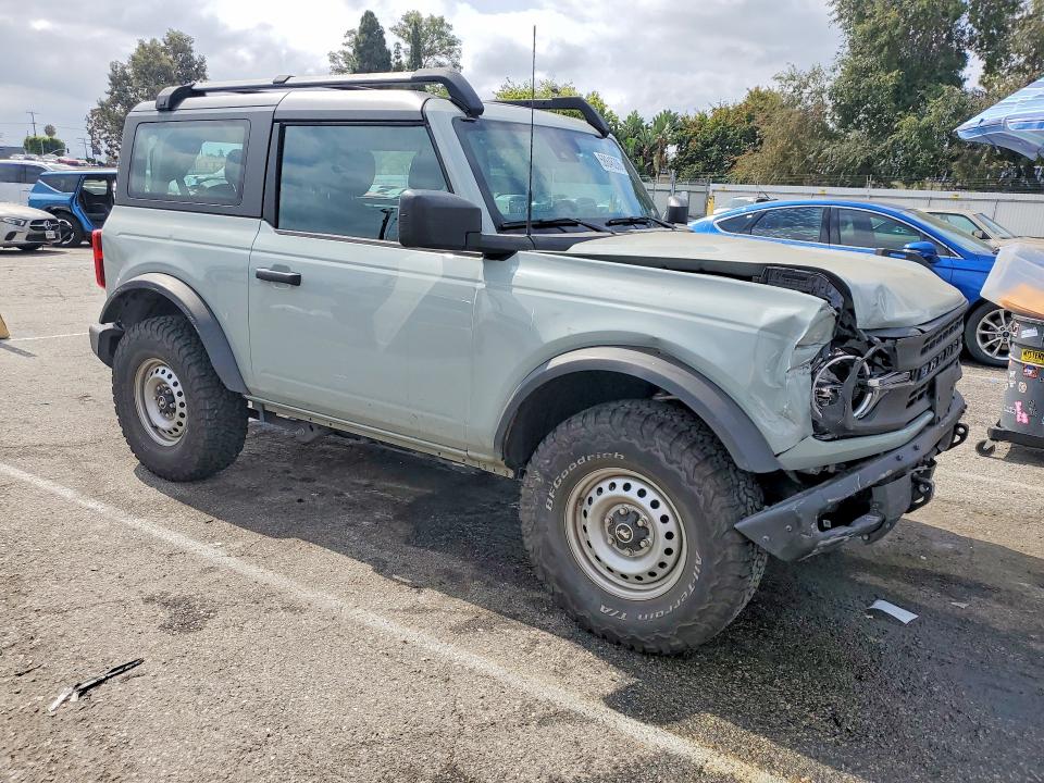 Продажа на аукционе авто 2022 Ford Bronco, vin: 1FMDE5AH2NLA90760, номер лота: 58846206