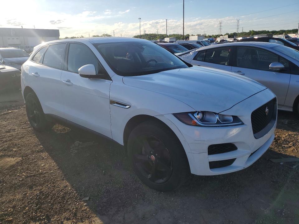 57518396 :رقم المزاد ، SADCJ2FX3JA248835 vin ، 2018 Jaguar F-pace مزاد بيع