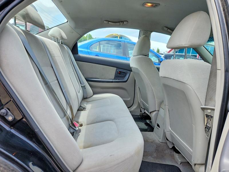 57332286 :رقم المزاد ، KNAFE122455129222 vin ، 2005 Kia Spectra مزاد بيع