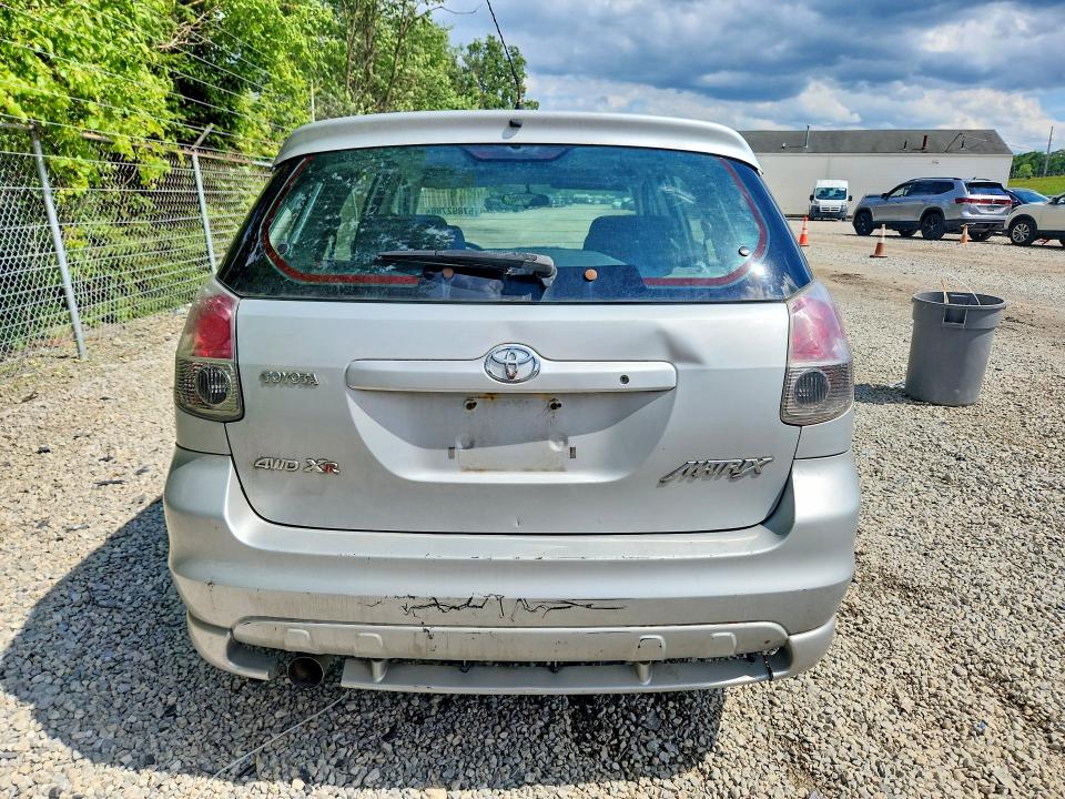 57892786 :رقم المزاد ، 2T1LR32E75C507052 vin ، 2005 Toyota Matrix مزاد بيع