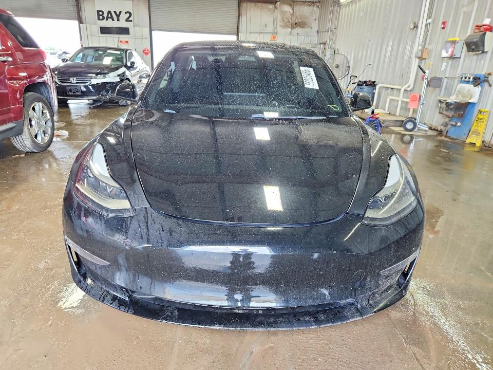 56025466 :رقم المزاد ، 5YJ3E1EB6MF869496 vin ، 2021 Tesla Model 3 مزاد بيع