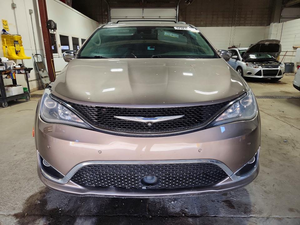 Продаж на аукціоні авто 2017 Chrysler Pacifica, vin: 2C4RC1GG2HR727536, номер лоту: 57321516