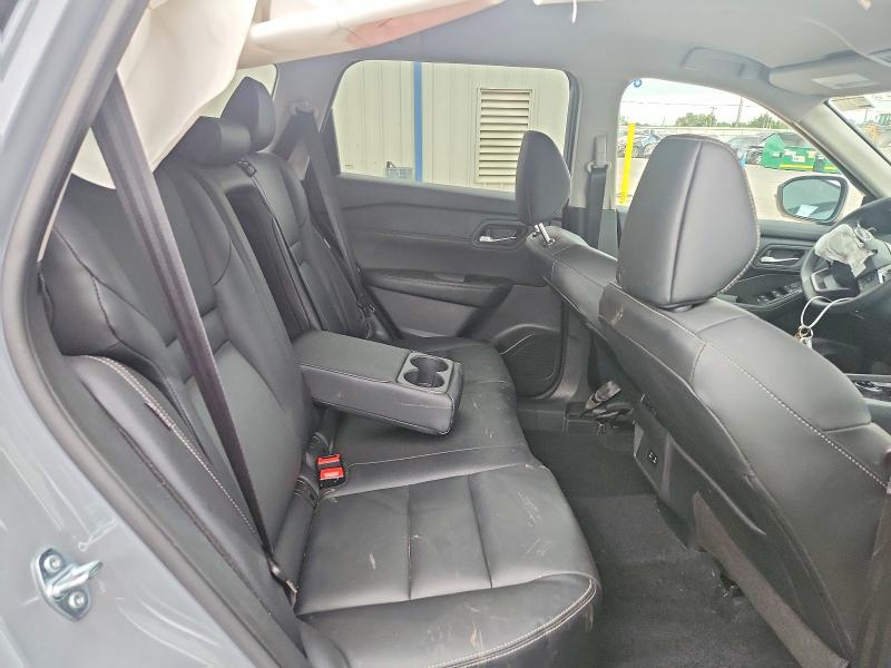 58023796 :رقم المزاد ، 5N1BT3CB7TC773075 vin ، 2026 Nissan Rogue مزاد بيع