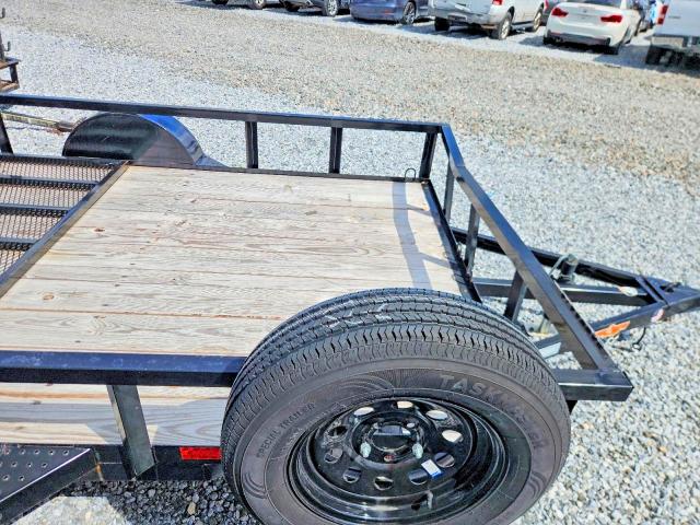 56868736 :رقم المزاد ، 1XNBU1011S3117719 vin ، 2025 Tripl Crwn Trailer مزاد بيع