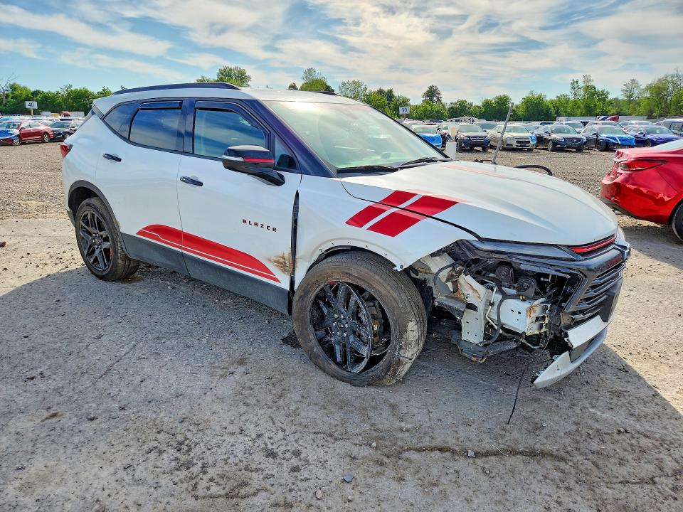 2024 Chevrolet Blazer მანქანა იყიდება აუქციონზე, vin: 3GNKBJRSXRS139983, აუქციონის ნომერი: 57353196