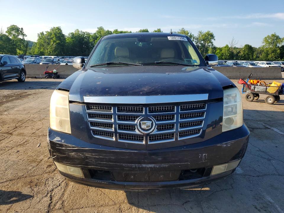 2007 Cadillac Escalade მანქანა იყიდება აუქციონზე, vin: 1GYFK63867R125061, აუქციონის ნომერი: 58817286
