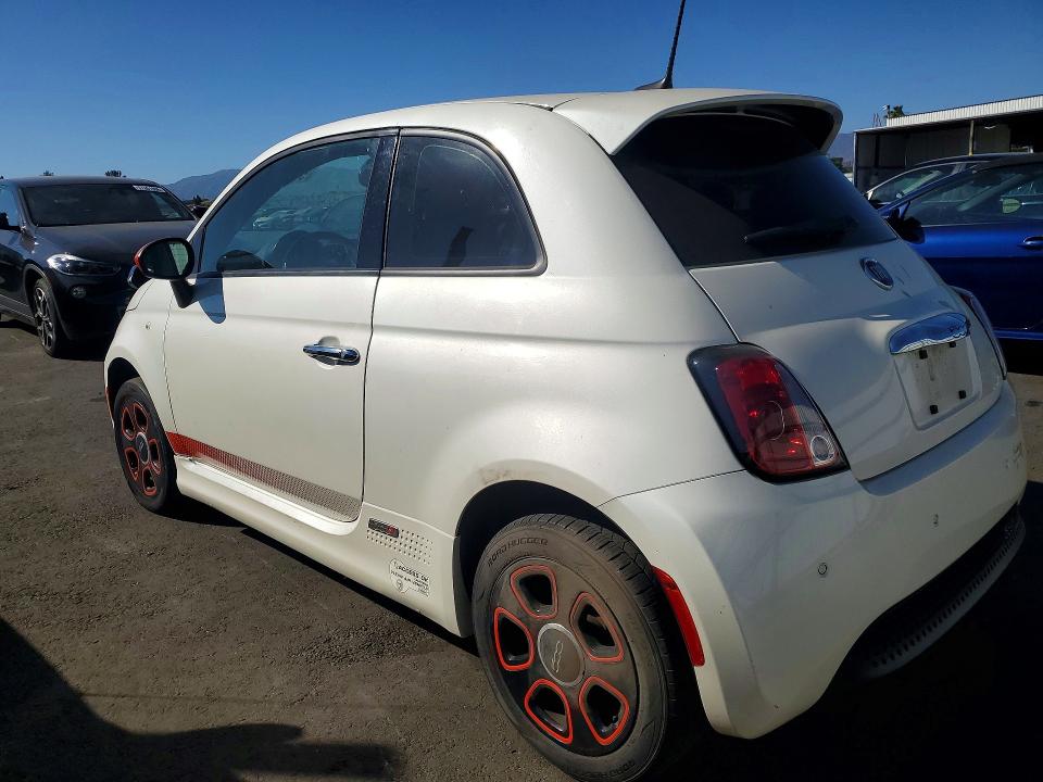 57730036 :رقم المزاد ، 3C3CFFGE2GT165257 vin ، 2016 Fiat 500 مزاد بيع