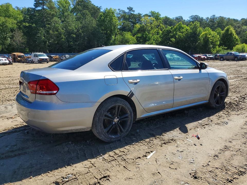 2012 Volkswagen Passat მანქანა იყიდება აუქციონზე, vin: 1VWAP7A32CC008246, აუქციონის ნომერი: 58424486