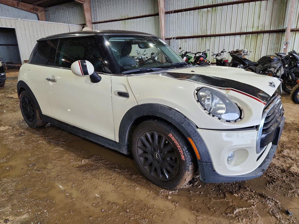 Продаж на аукціоні авто 2018 Mini Cooper, vin: WMWXP5C53J3C65414, номер лоту: 56112676