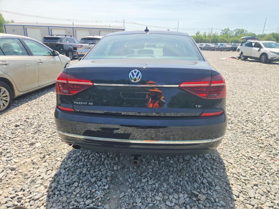 56151406 :رقم المزاد ، 1VWBT7A37HC044330 vin ، 2017 Volkswagen Passat مزاد بيع