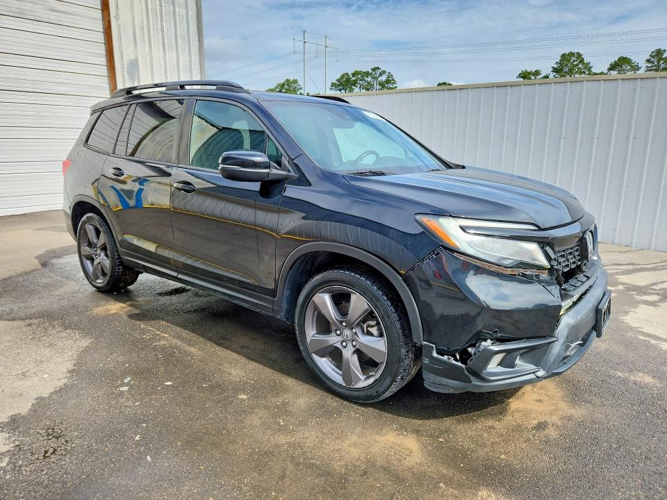 56612186 :رقم المزاد ، 5FNYF7H99MB003872 vin ، 2021 Honda Passport مزاد بيع