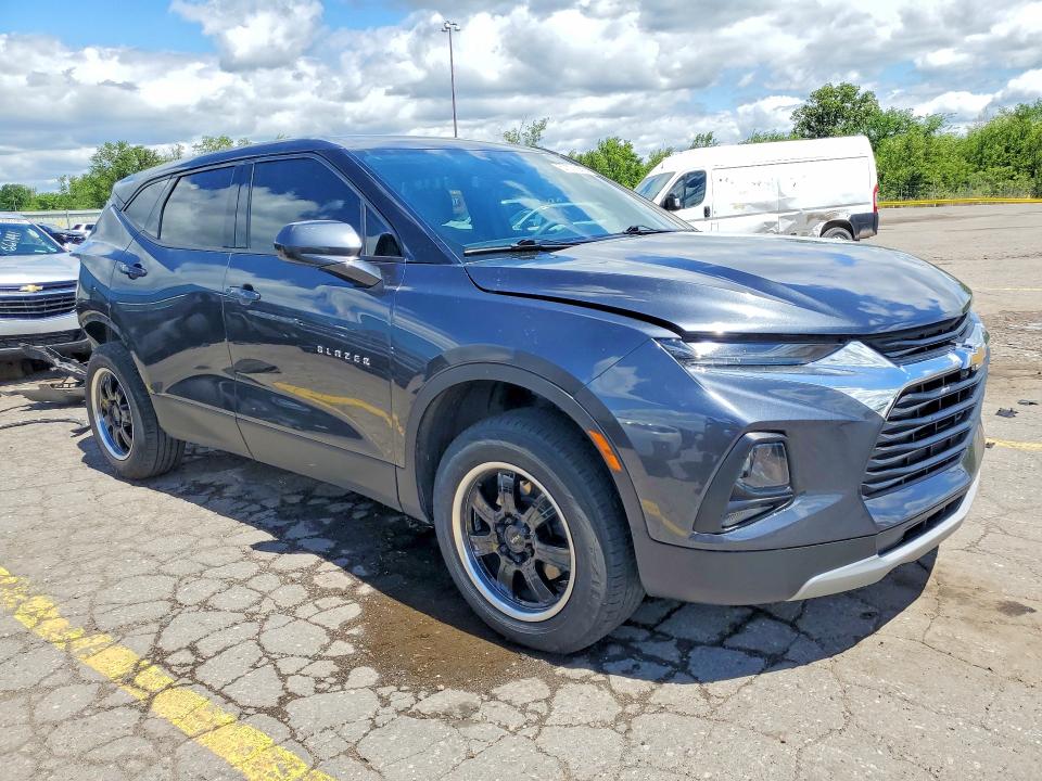 2021 Chevrolet Blazer მანქანა იყიდება აუქციონზე, vin: 3GNKBHR44MS585520, აუქციონის ნომერი: 57571086
