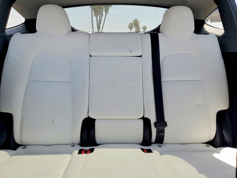 55795076 :رقم المزاد ، 7SAYGDED3RF093504 vin ، 2024 Tesla Model Y مزاد بيع