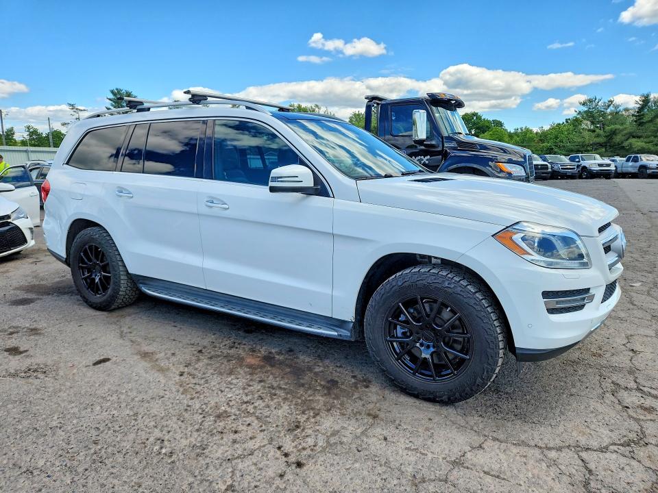 Продажа на аукционе авто 2015 Mercedes-benz Gl, vin: 4JGDF2EE6FA464604, номер лота: 57438996