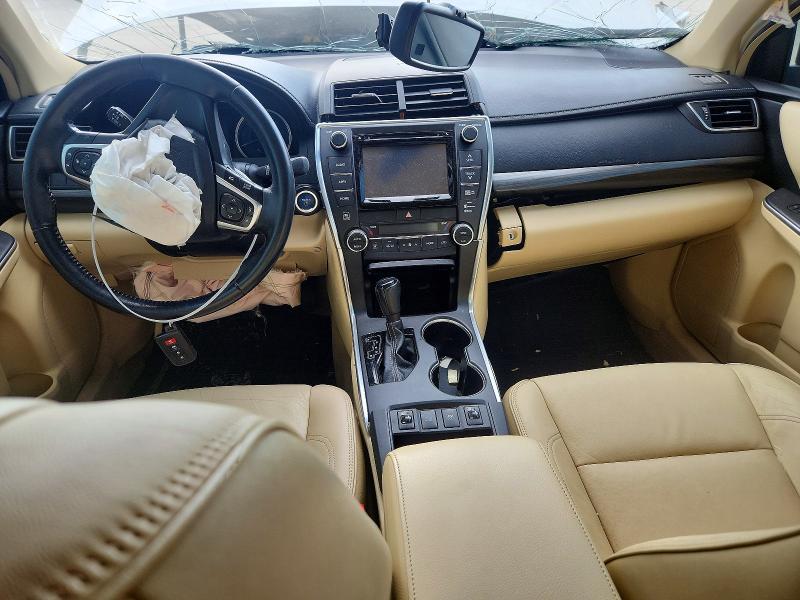 2015 Toyota Camry Hybrid მანქანა იყიდება აუქციონზე, vin: 4T1BD1FKXFU153896, აუქციონის ნომერი: 55817636