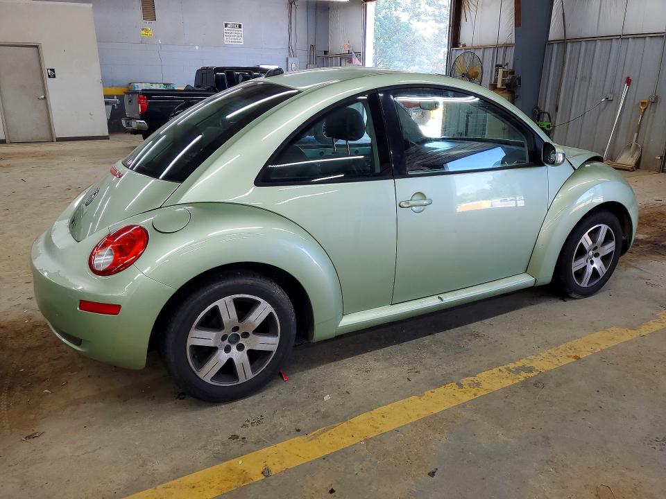 56995246 :رقم المزاد ، 3VWRW31C76M411320 vin ، 2006 Volkswagen New Beetle مزاد بيع