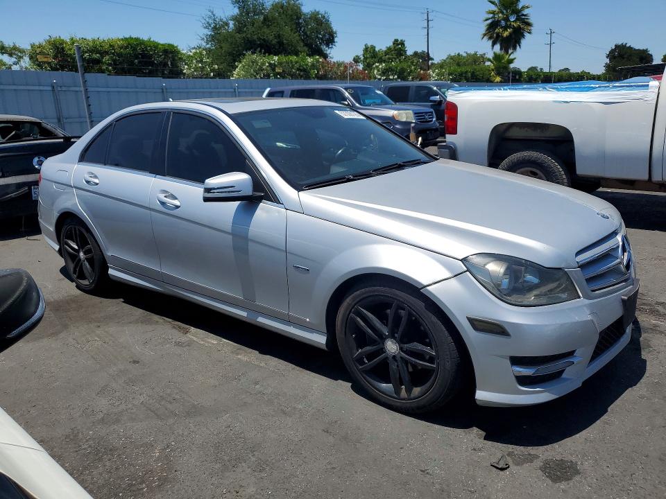 Продажа на аукционе авто 2012 Mercedes-benz C, vin: WDDGF4HB3CR234858, номер лота: 57308126