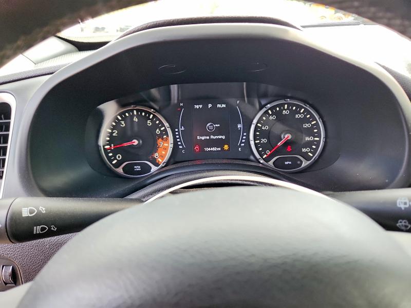 Продаж на аукціоні авто 2018 Jeep Renegade, vin: ZACCJABB0JPG99379, номер лоту: 57923236