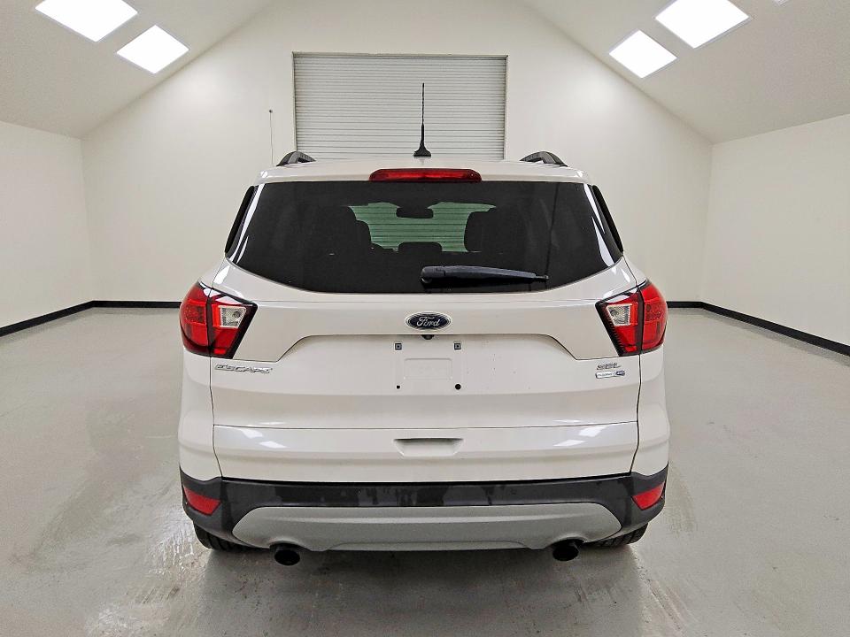 55707376 :رقم المزاد ، 1FMCU9HD0KUA18938 vin ، 2019 Ford Escape مزاد بيع