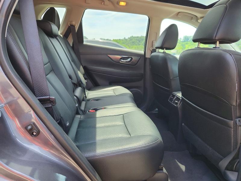 56241356 :رقم المزاد ، 5N1AT2MV4GC872313 vin ، 2016 Nissan Rogue مزاد بيع