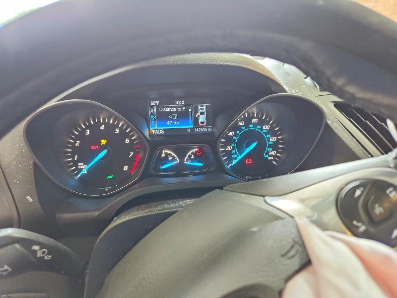 Продаж на аукціоні авто 2015 Ford Escape, vin: 1FMCU9G99FUB59543, номер лоту: 57713896