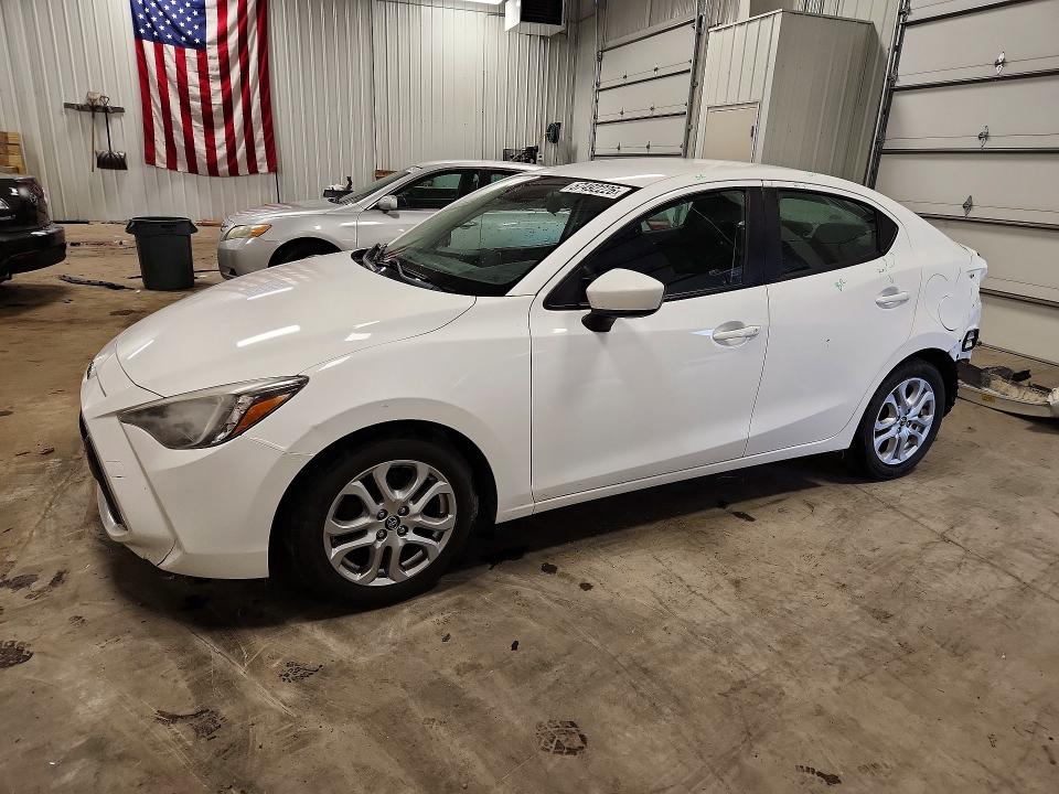 Aukcja sprzedaży 2017 Toyota Yaris Ia, vin: 3MYDLBYV8HY180416, numer aukcji: 57492226