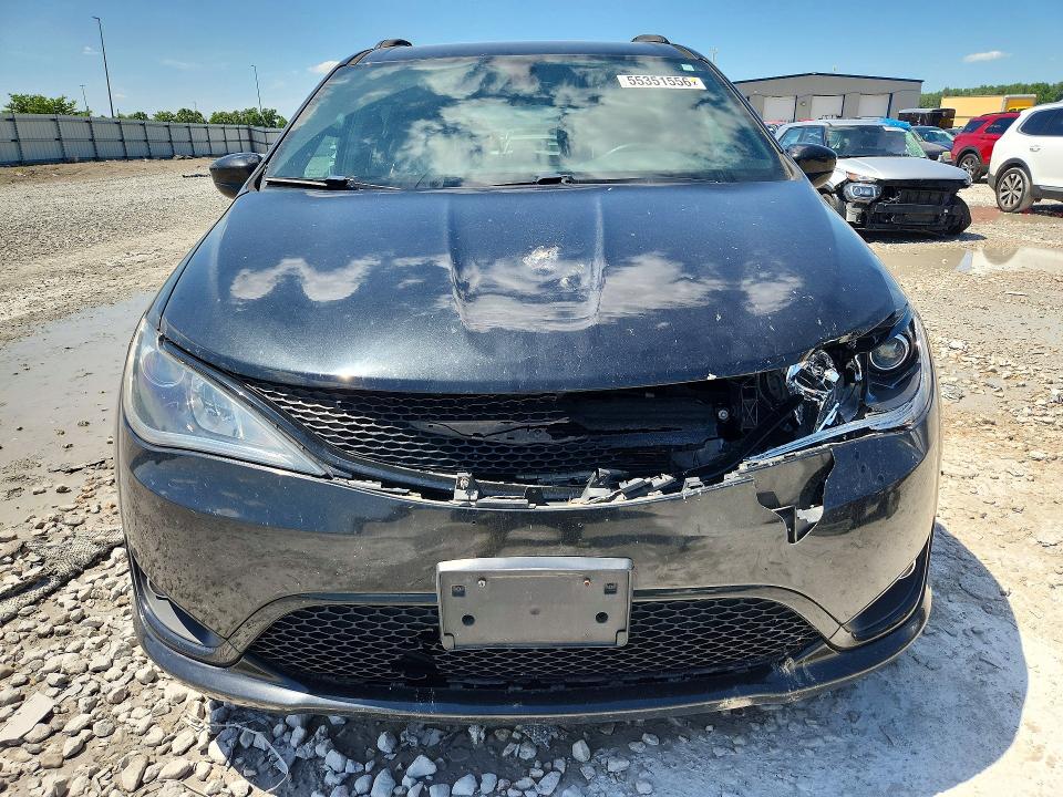 Продажа на аукционе авто 2018 Chrysler Pacifica, vin: 2C4RC1EG7JR168249, номер лота: 55351556