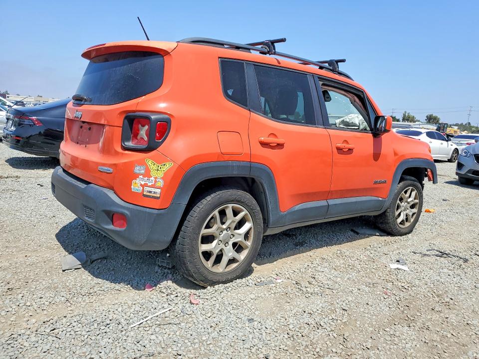 2015 Jeep Renegade მანქანა იყიდება აუქციონზე, vin: ZACCJBBT3FPB17670, აუქციონის ნომერი: 55377826