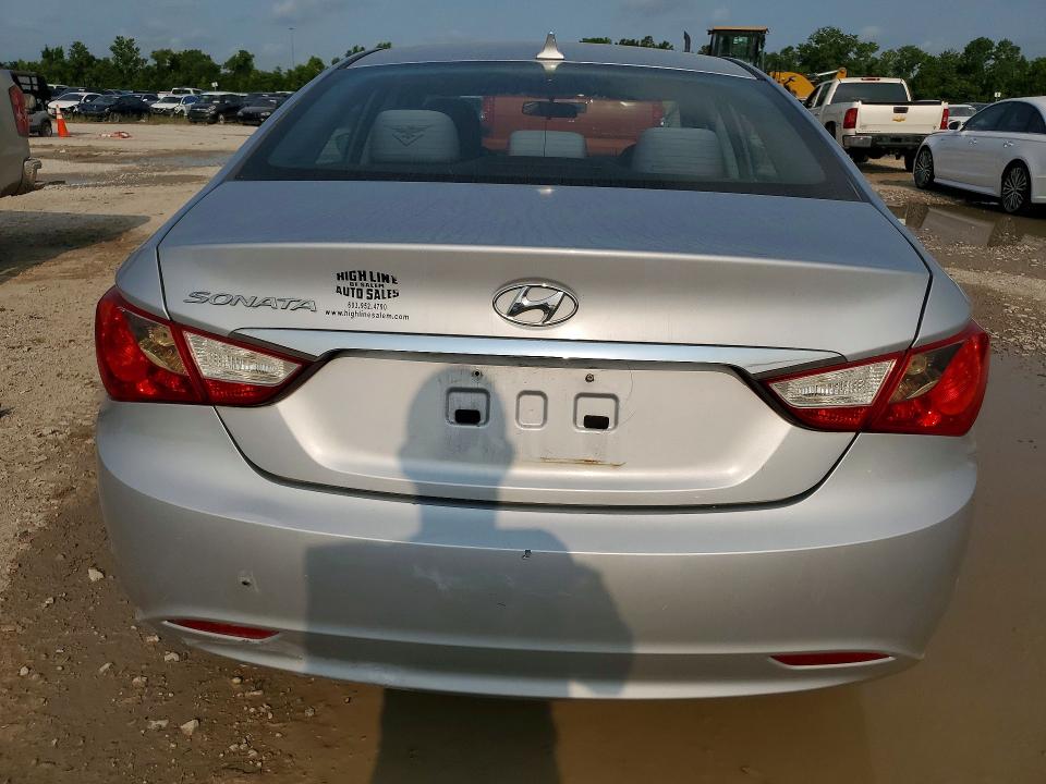 2011 Hyundai Sonata მანქანა იყიდება აუქციონზე, vin: 5NPEB4AC2BH015850, აუქციონის ნომერი: 58290886