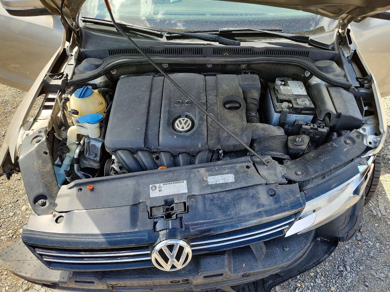 2013 Volkswagen Jetta მანქანა იყიდება აუქციონზე, vin: 3VWDP7AJXDM276120, აუქციონის ნომერი: 58318376