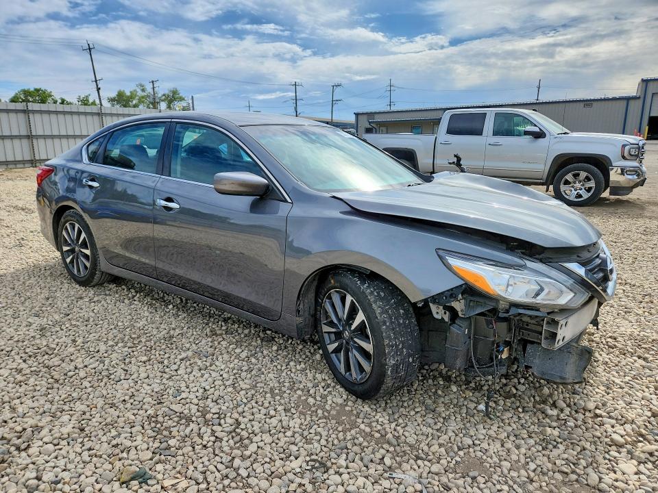 Продажа на аукционе авто 2017 Nissan Altima, vin: 1N4AL3AP2HC276639, номер лота: 55075926