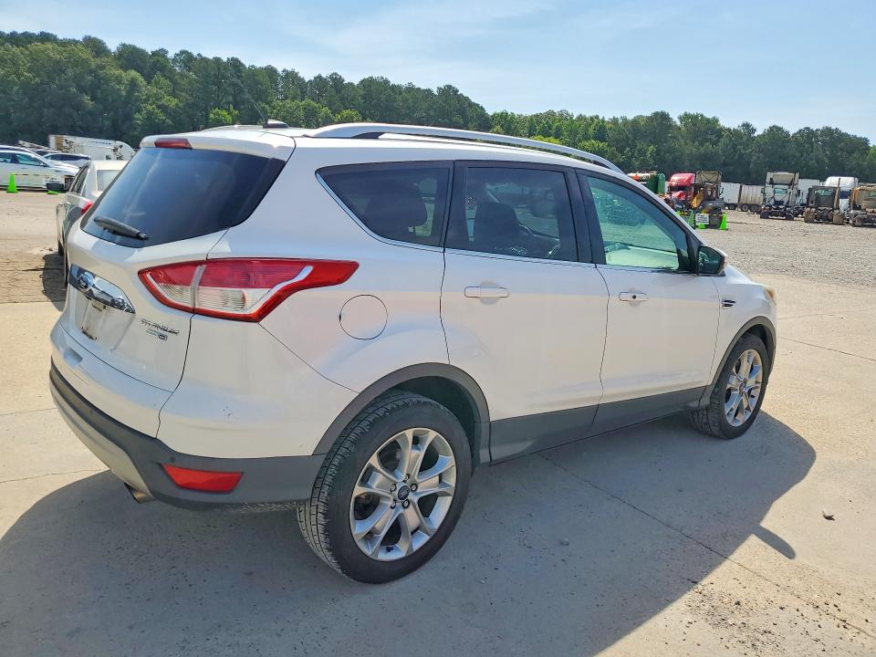 Продаж на аукціоні авто 2016 Ford Escape, vin: 1FMCU9J90GUA82975, номер лоту: 55800966