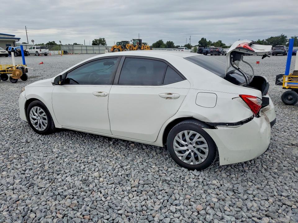 Продажа на аукционе авто 2018 Toyota Corolla, vin: 5YFBURHE1JP839034, номер лота: 56393306