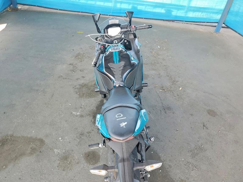 58129126 :رقم المزاد ، ML5EXEM11MDA34395 vin ، 2021 Kawasaki Ex650 مزاد بيع