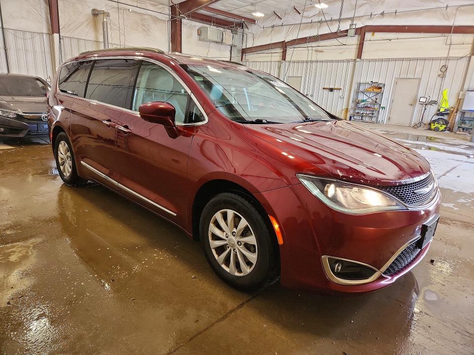 Продаж на аукціоні авто 2017 Chrysler Pacifica, vin: 2C4RC1BG7HR683184, номер лоту: 57251016