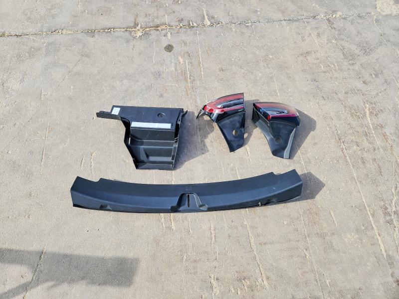 Продажа на аукционе авто 2023 Tesla Model 3, vin: 5YJ3E1EA0PF660220, номер лота: 57057576
