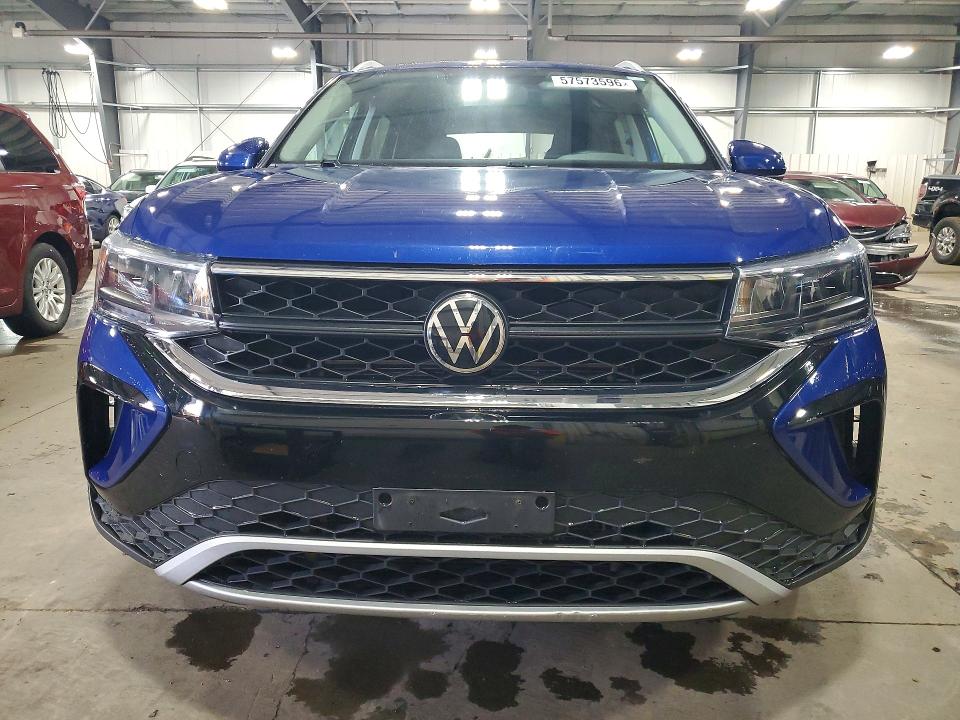 2022 Volkswagen Taos მანქანა იყიდება აუქციონზე, vin: 3VVLX7B20NM072113, აუქციონის ნომერი: 57573596