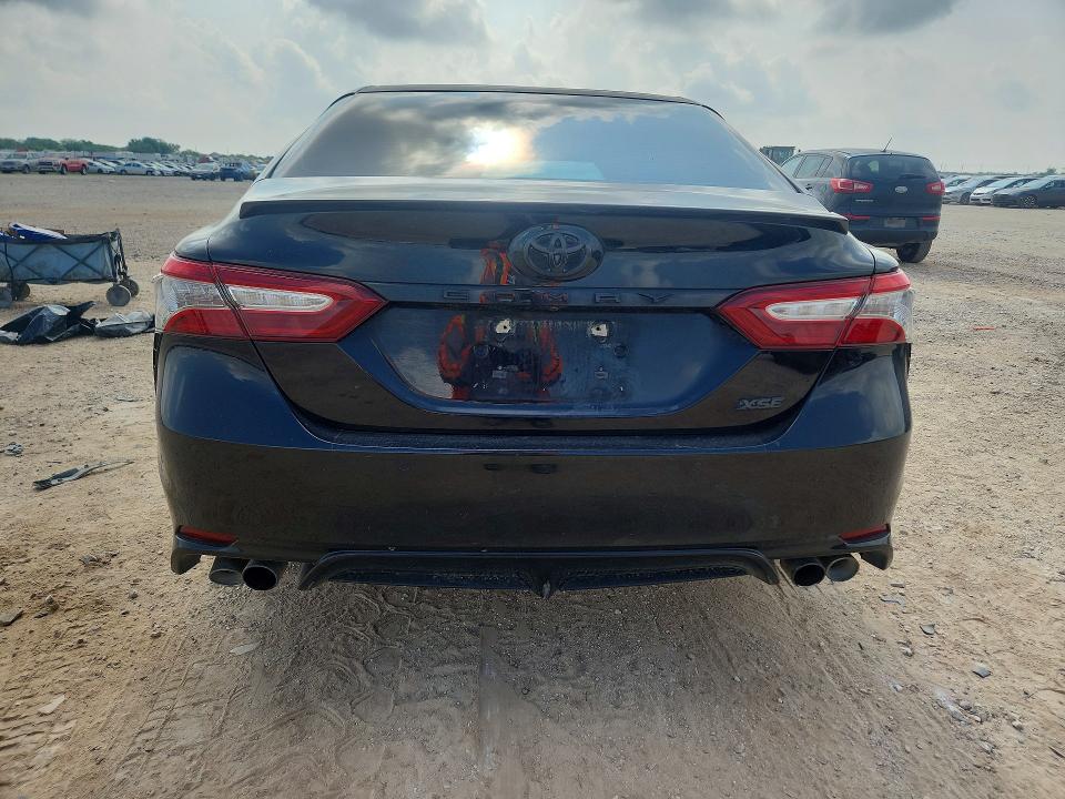2018 Toyota Camry მანქანა იყიდება აუქციონზე, vin: 4T1B61HK5JU542901, აუქციონის ნომერი: 55783986